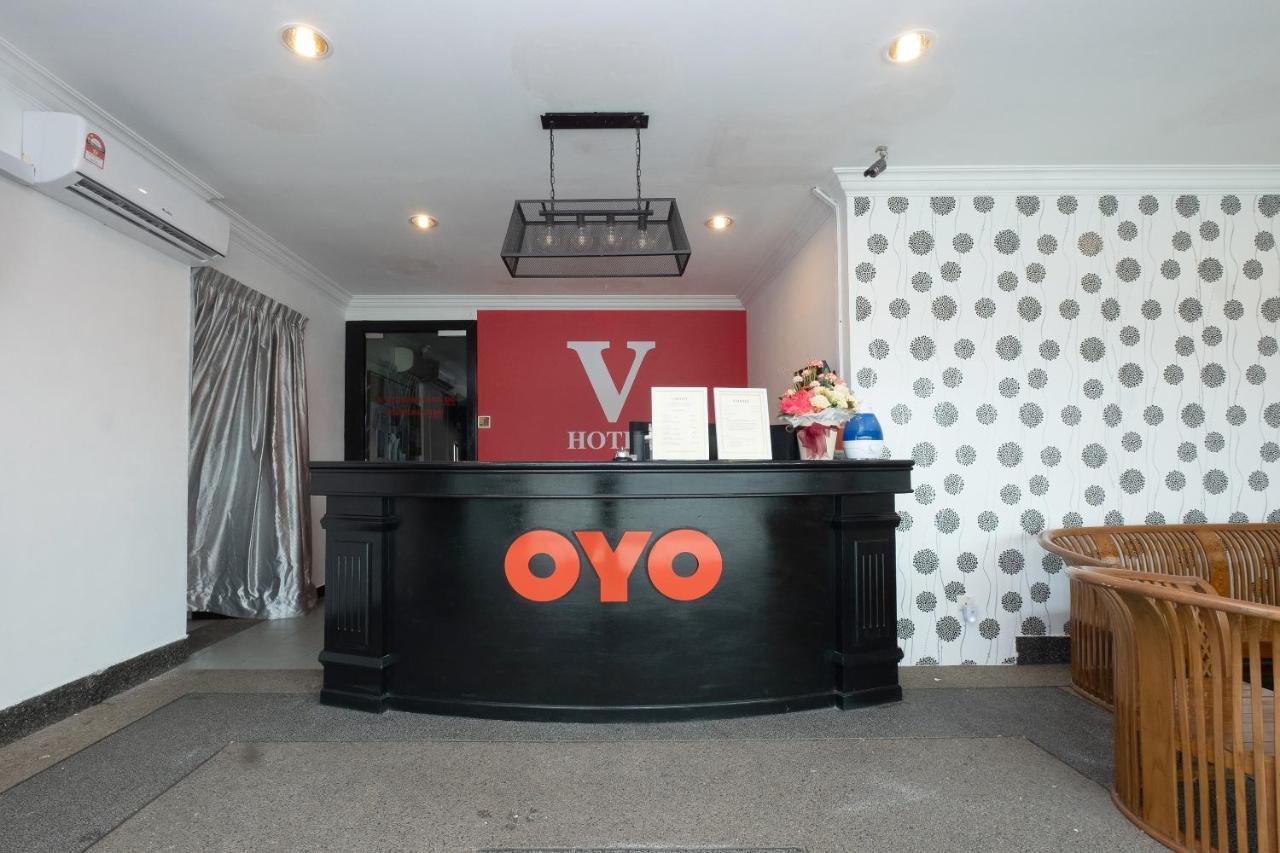 טלוק אינטן Oyo 90050 V Hotel מראה חיצוני תמונה